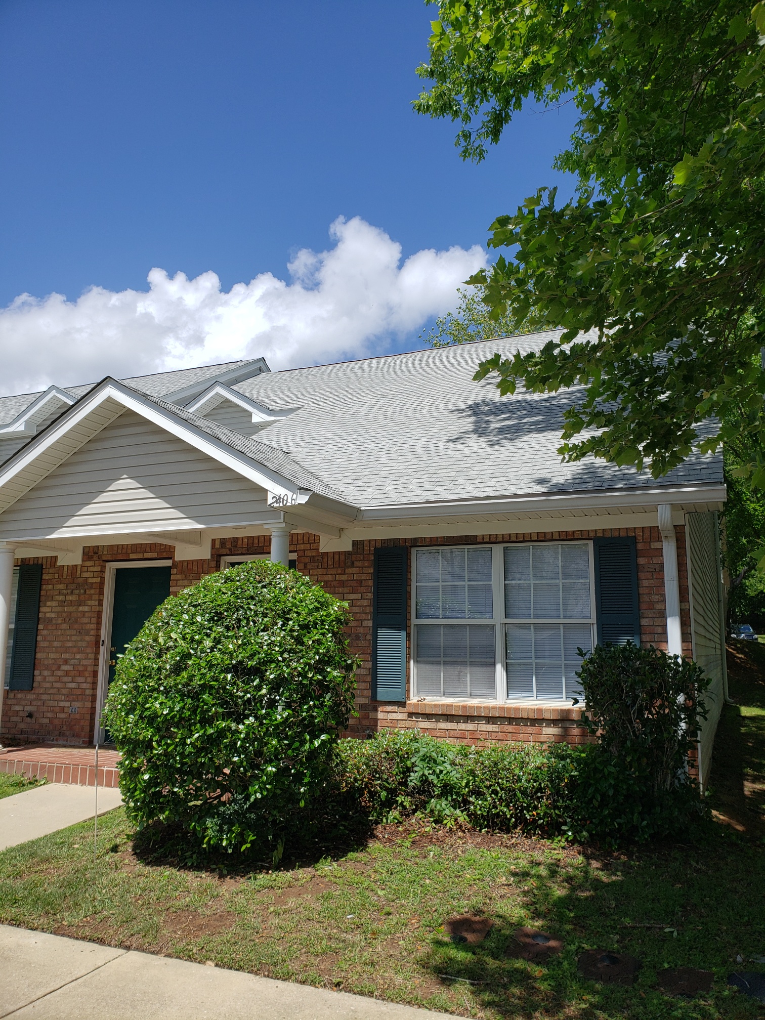 2738 West Tharpe St Apt 2406
